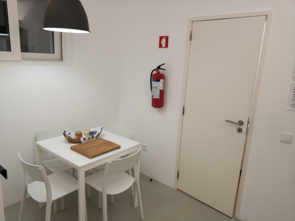 Lila'S Beach Apartment São Roque エクステリア 写真